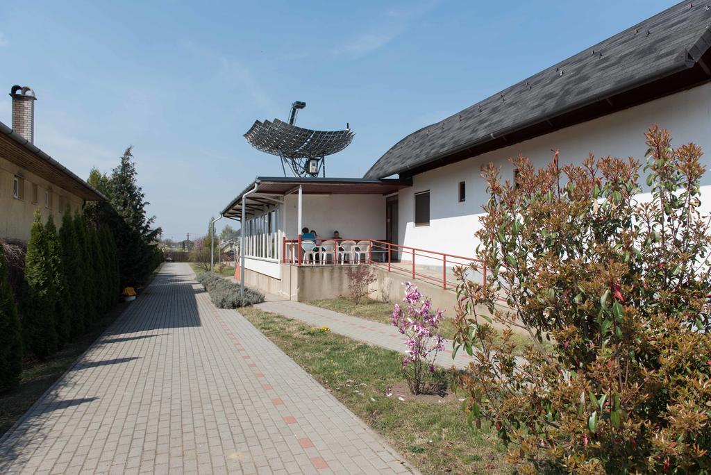 Bed and Breakfast Borbányai Rehabilitációs Ház Nyíregyháza Esterno foto