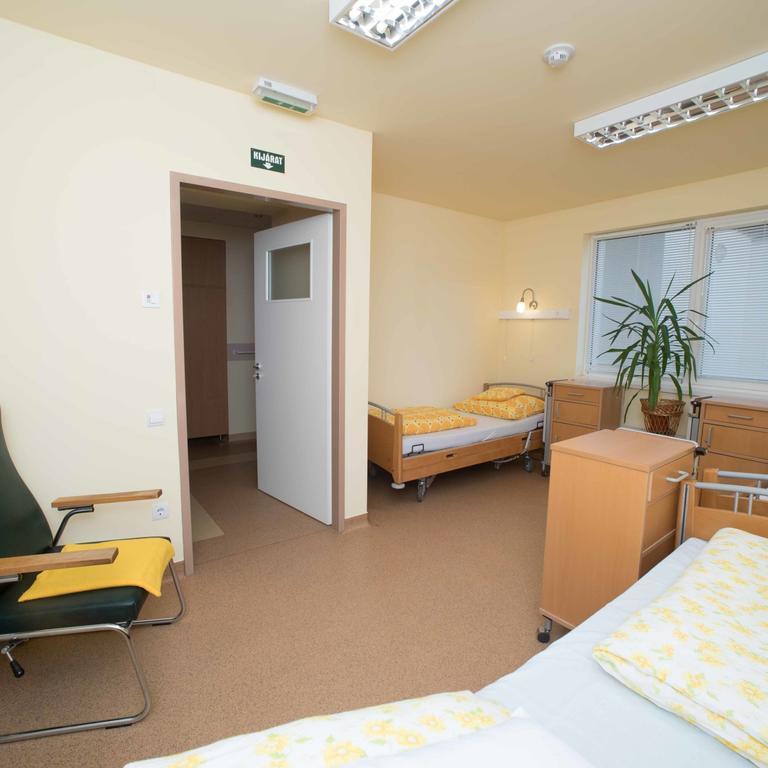 Bed and Breakfast Borbányai Rehabilitációs Ház Nyíregyháza Esterno foto